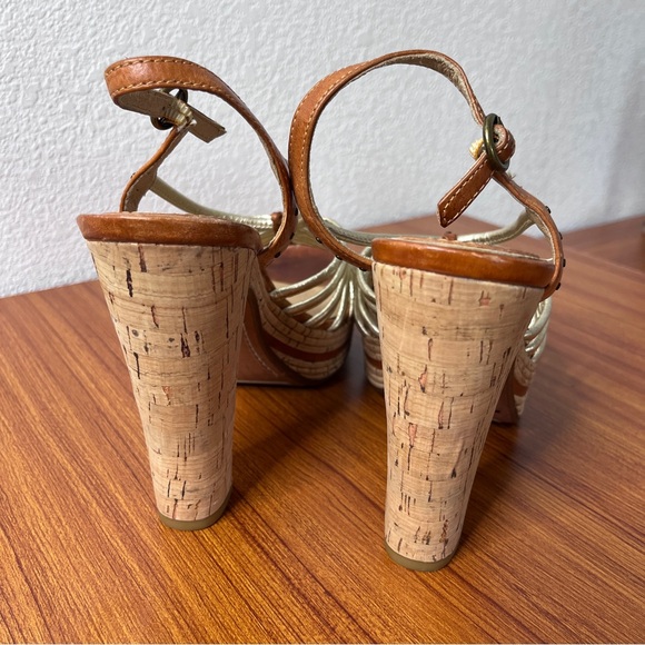 Frye Lena Strappy Cork Heeled Leather Open Toe Sandal Metallic 9 - Picture 4 of 8